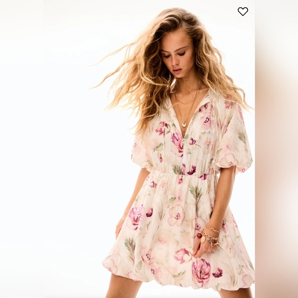 H&M Bubble Hem Dress In Cream/Pink floral Size Small - Picture 1 of 14